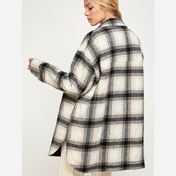 Plaid Shirt Jacket – Padded, Cozy Layering Piece - Picture 3 of 9